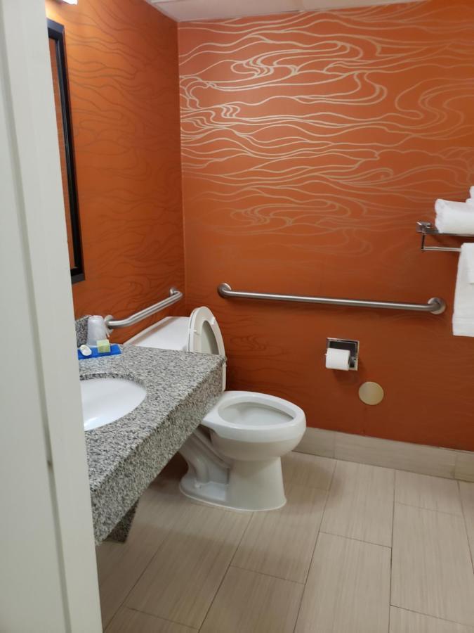 Hotel Express Richmond-brandermill-hull Street By Ihg