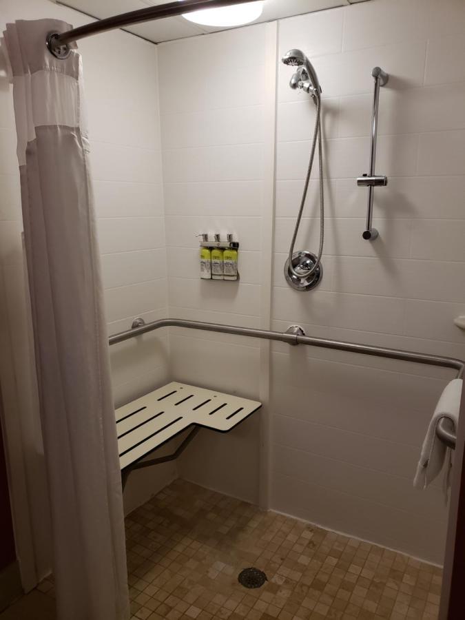 Hotel Express Richmond-brandermill-hull Street By Ihg Brandermill