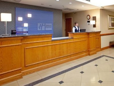 Hotel Express Richmond-brandermill-hull Street By Ihg 2*